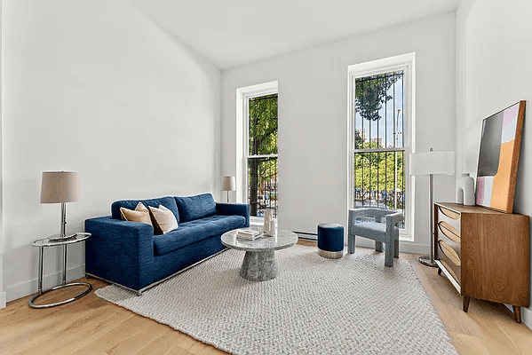 Welcome to your urban oasis at 233 Clermont 3 in the heart of Brooklyn, NY, 11215 !
