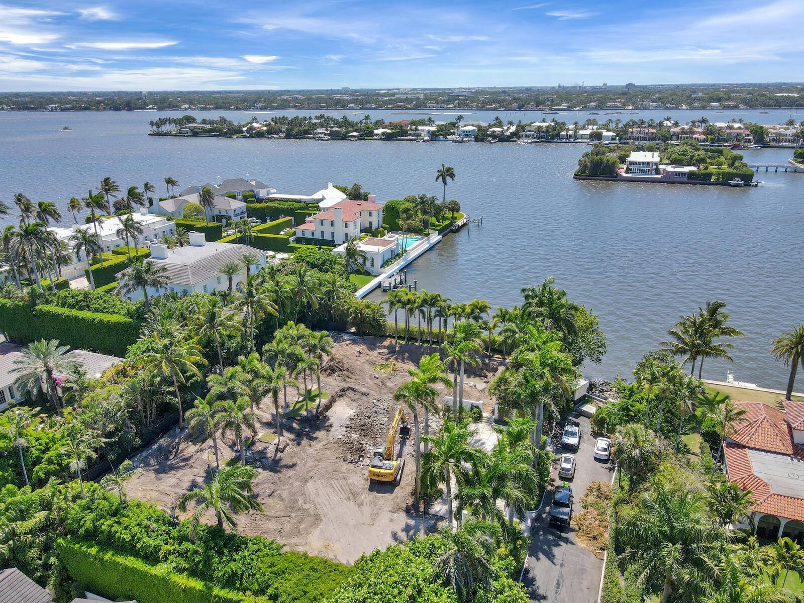 360 El Brillo Way Land Palm Beach