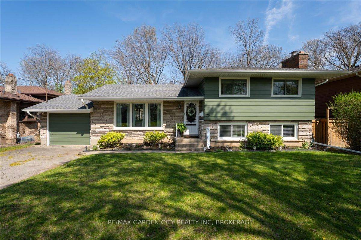 Beautifully Updated 4 Bedroom Side Split in Prime St.