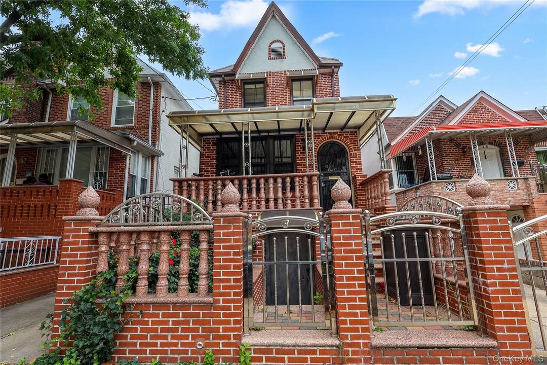Welcome to this beautifully maintained detached brick home in the heart of East Flatbush, Brooklyn.