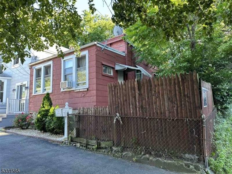 Prime North Bergen Location for a Residential Building Project !
