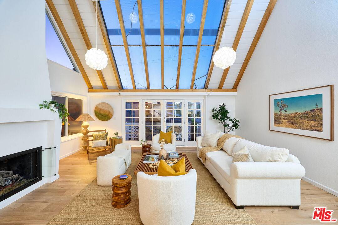 33   Reef St 3BR Marina Del Rey La