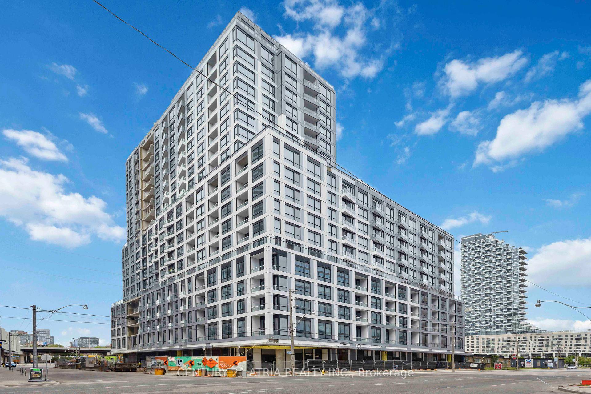 Experience the ultimate urban oasis at Empire Quay House in Harbour Front !