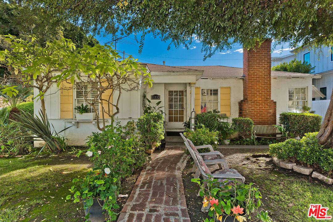 11332 Chenault St 3BR Brentwood La