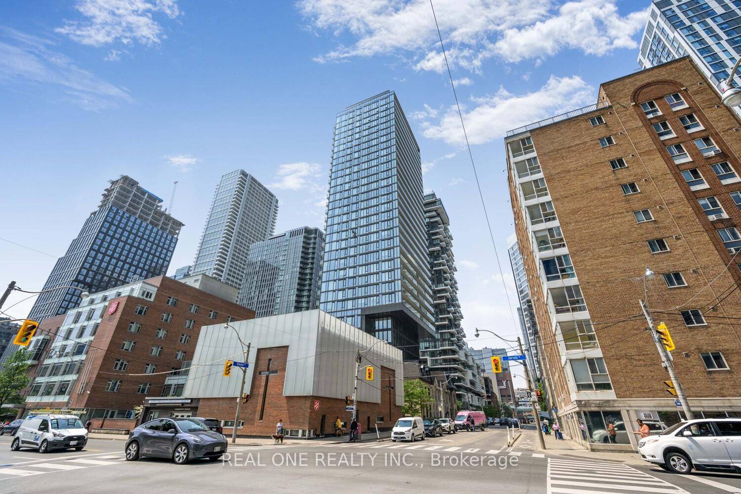 5 Reasons to Fall in Love with This Downtown Luxury Condo 1.