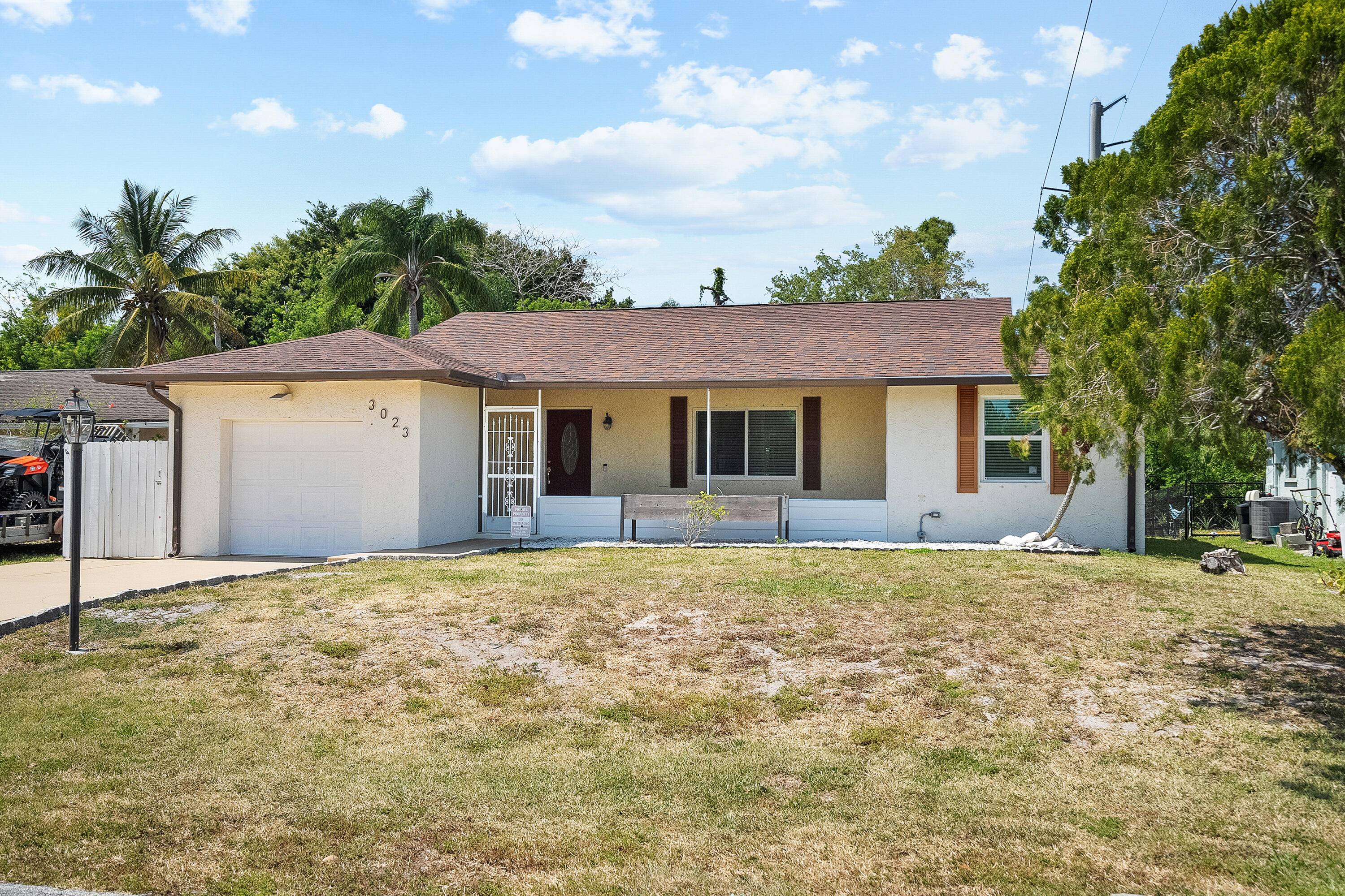 Welcome to this charming 3 bedroom, 2 bath home in the heart of Stuart !