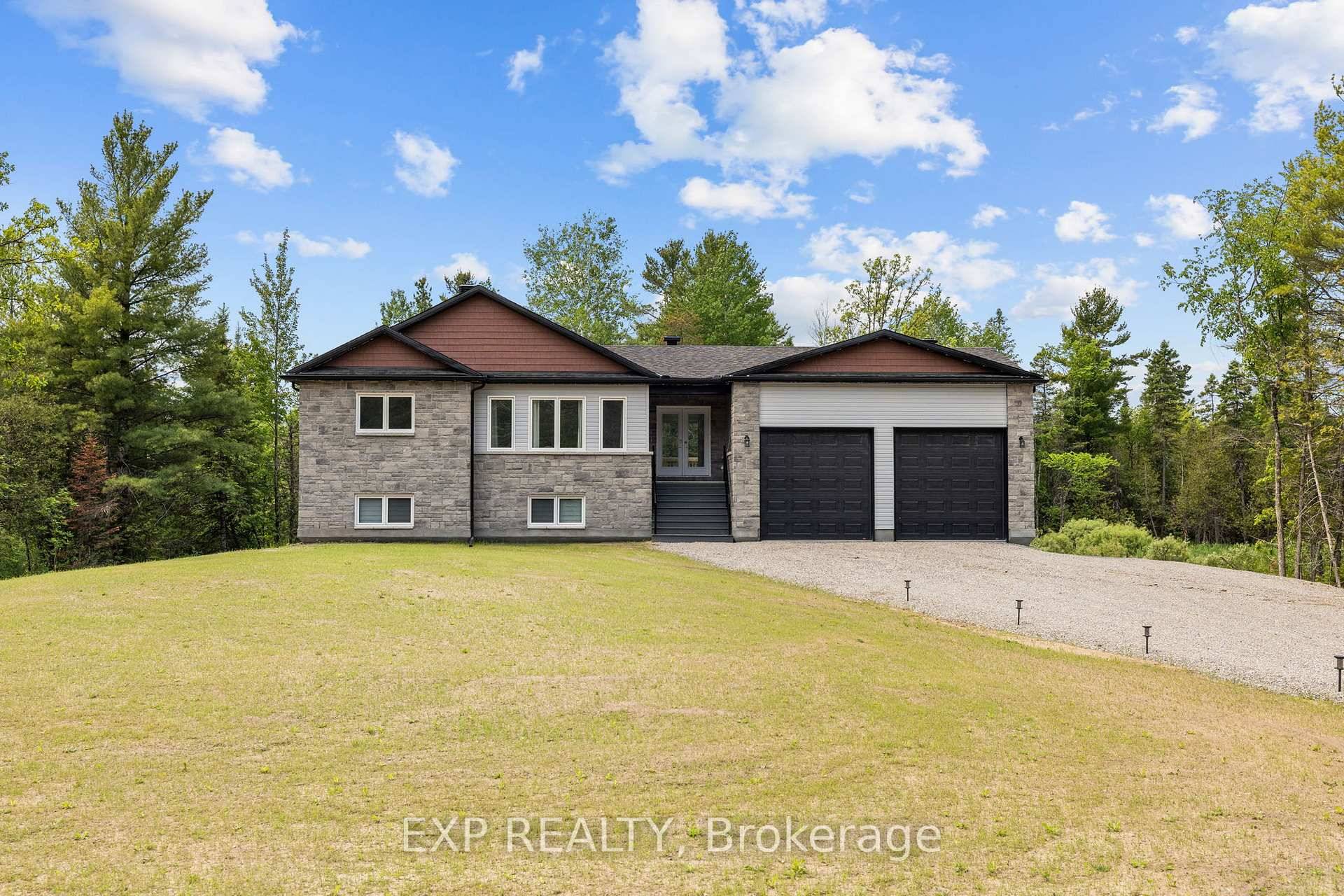Nestled on a scenic 1. 78 acre lot in the sought after community of Goodwood Estates, this 2024 built Ontario Model by Jackson Homes delivers approximately 2, 700 sq ft ...