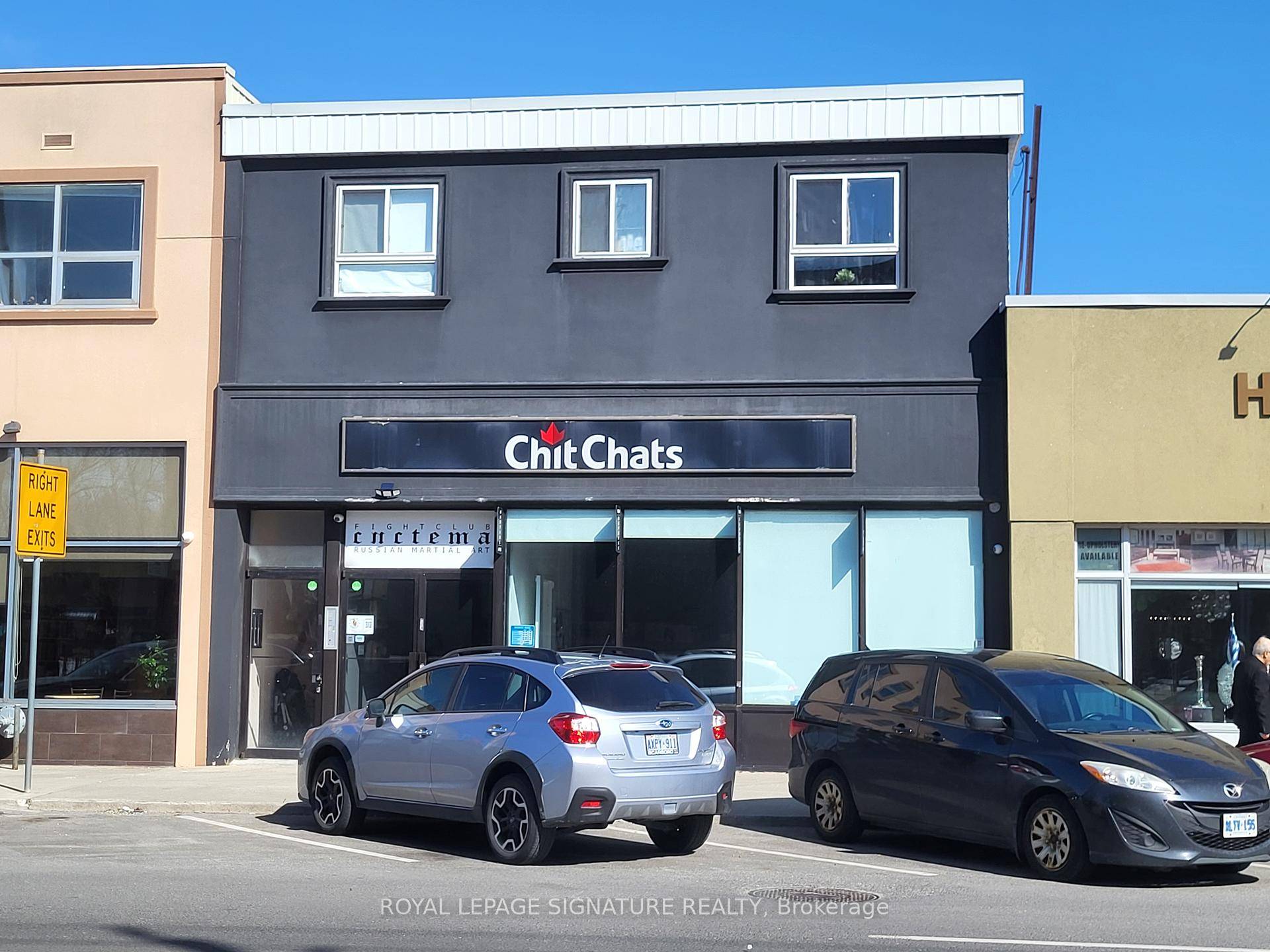 Welcome to 401 Donlands Ave, Unit 3 a bright and spacious unit in the heart of East York with in suite laundry !