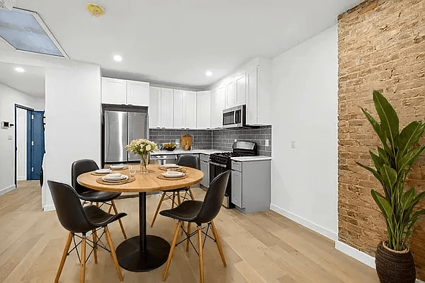 Welcome to Apartment 2 at 1113 Herkimer Street !