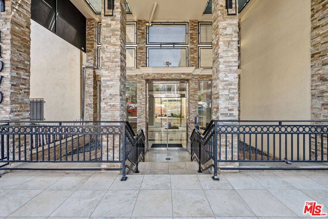 11970 Montana Ave 2BR Brentwood La