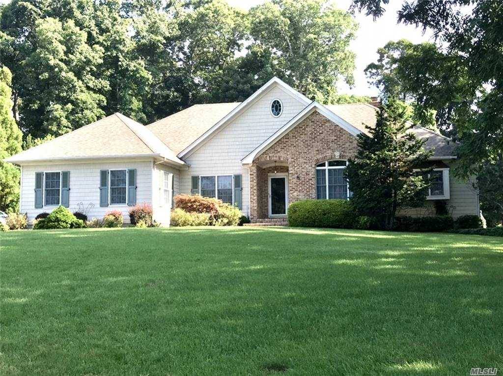 Beautiful open floor plan custom 3 4BR ranch in sought after Wading River neighborhood and in SWR schools.