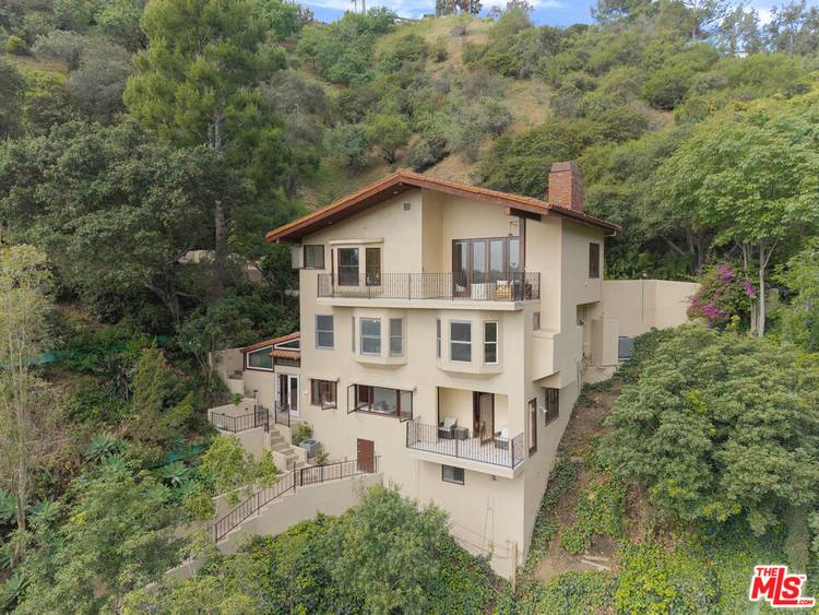 10160 Cielo Dr 3BR Beverly Hills Post Office | B.H.P.O. La