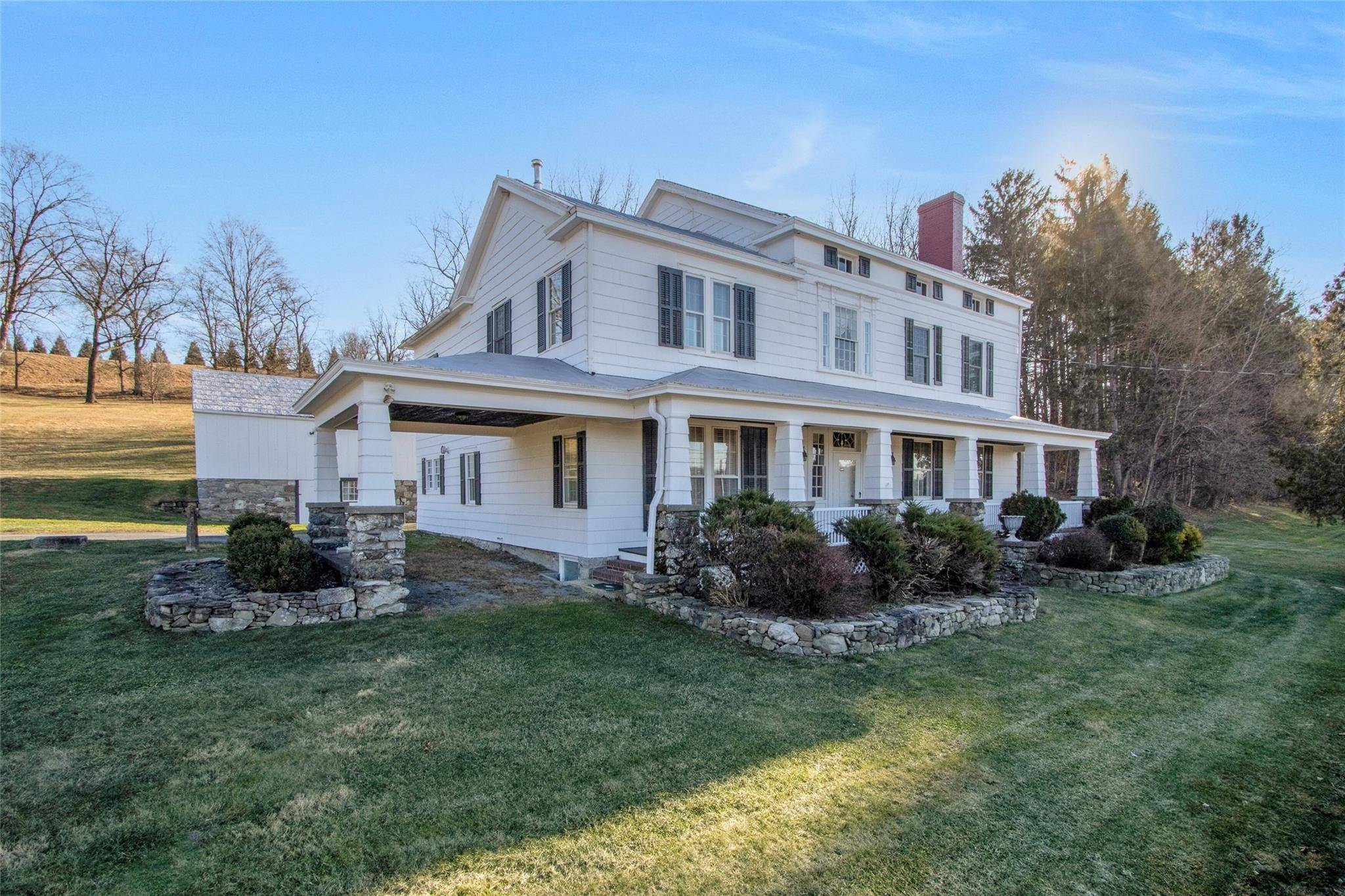 The Houston House is an enchanting and exquisitely maintained estate featuring a restored 1775 Federal Style Colonial sitting on 5 bucolic acres of gently rolling hills.