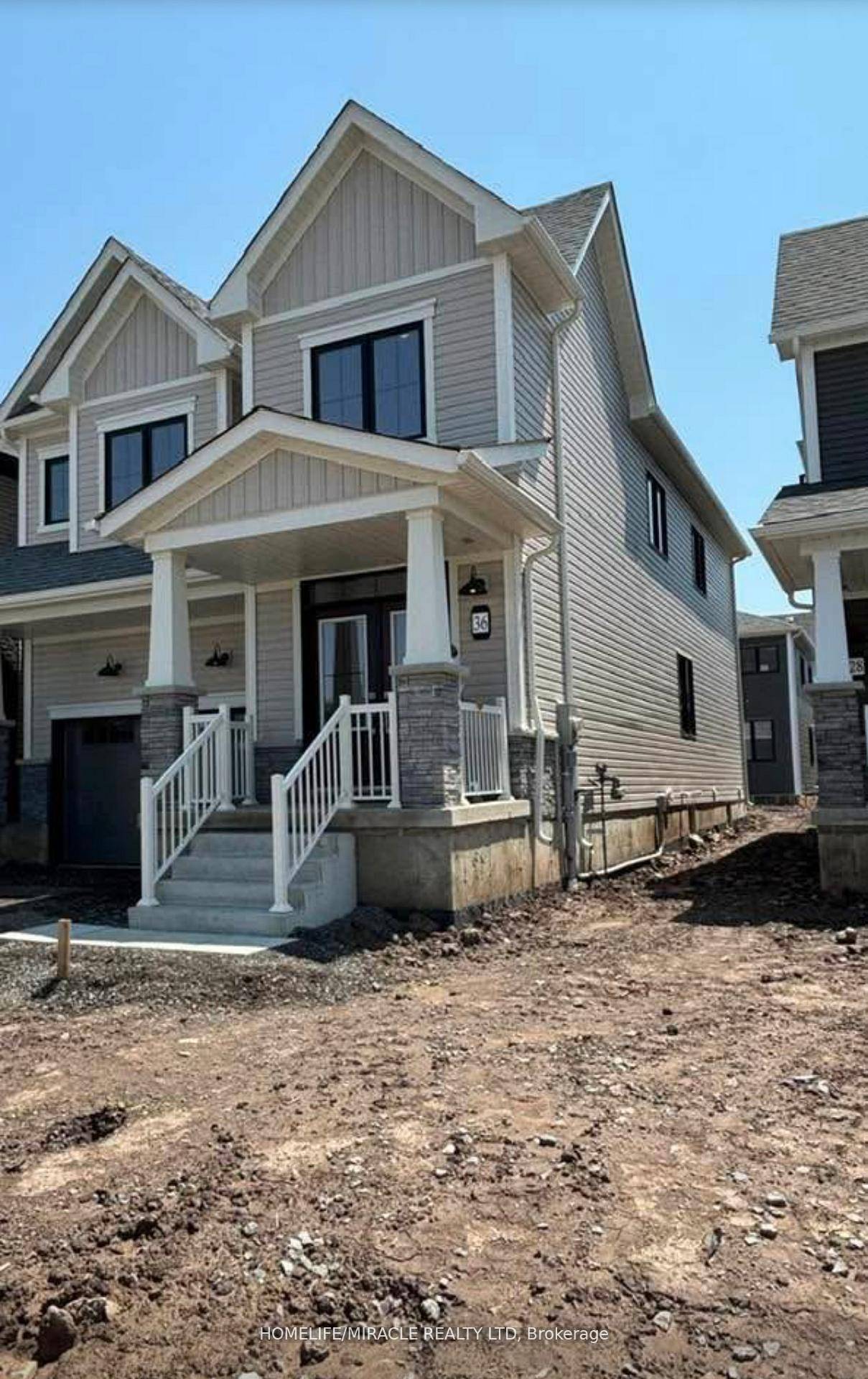 less than 2 years old beautiful Detached house in one of the best Area in city of Welland.
