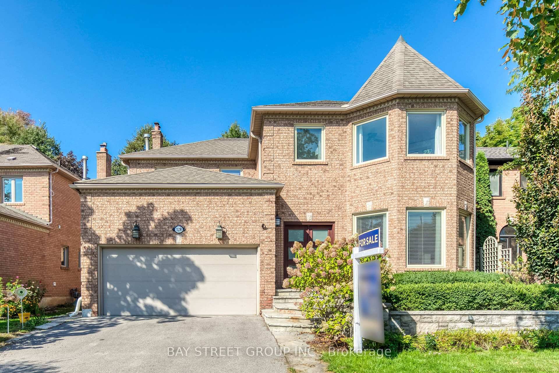 Nestled in the prestigious Beverley Glen community, this updated executive residence offers over 6000sf of refined living space 4, 034 2155sf MPAC, thoughtfully designed for modern family living.