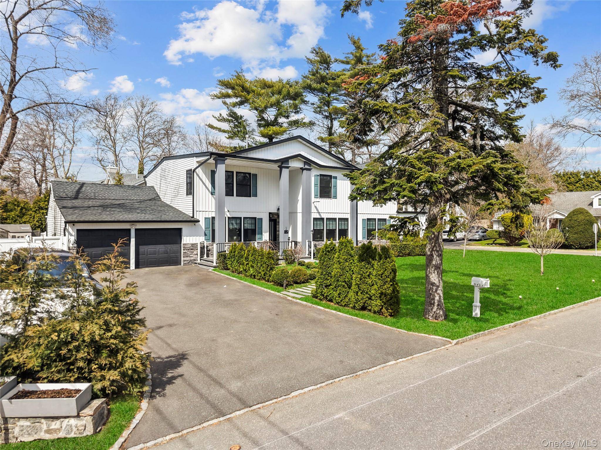 Set in one of Long Island s most sought after communities, this fully renovated Roslyn colonial delivers the kind of craftsmanship and layout that s genuinely hard to find.