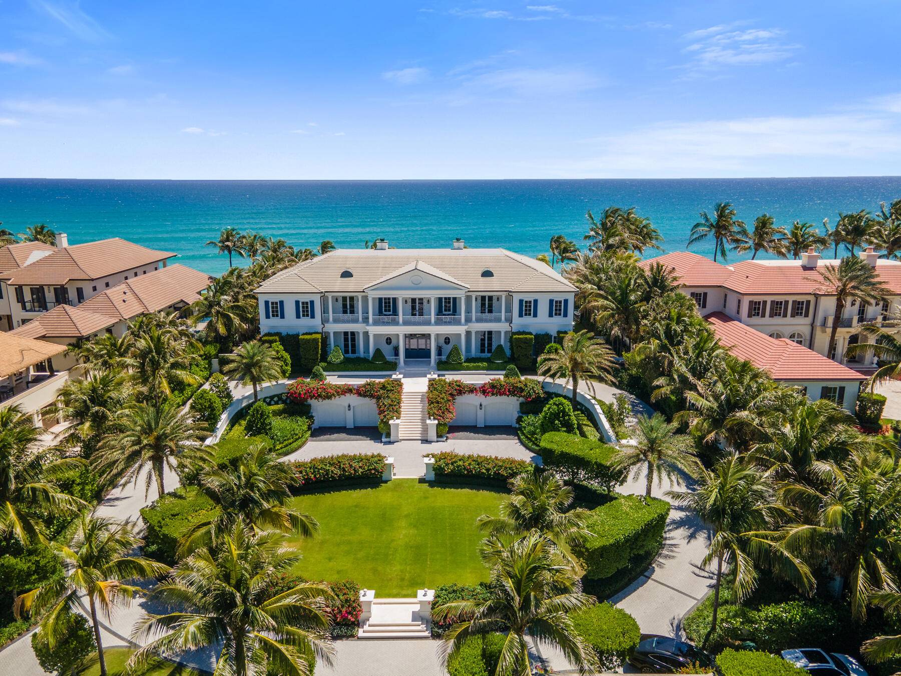 This ocean to lake coastal property is unlike any other, where 150 feet of ocean frontage meets the elegance of new construction completed in 2020.