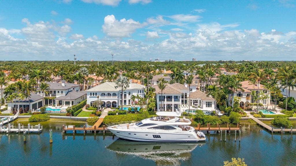 Two Homes, Two Hundred Feet of Waterfront, Once In a Lifetime Opportunity !