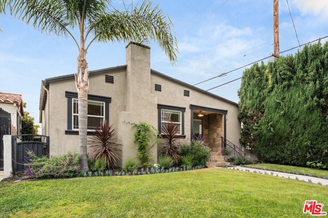 419  S Almont Dr 4BR Beverly Grove La
