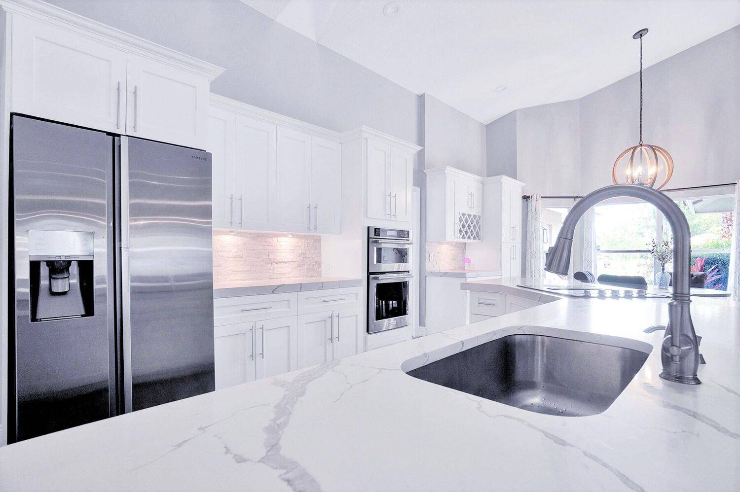 Luxury Turn Key is golf cart distance to WEF !