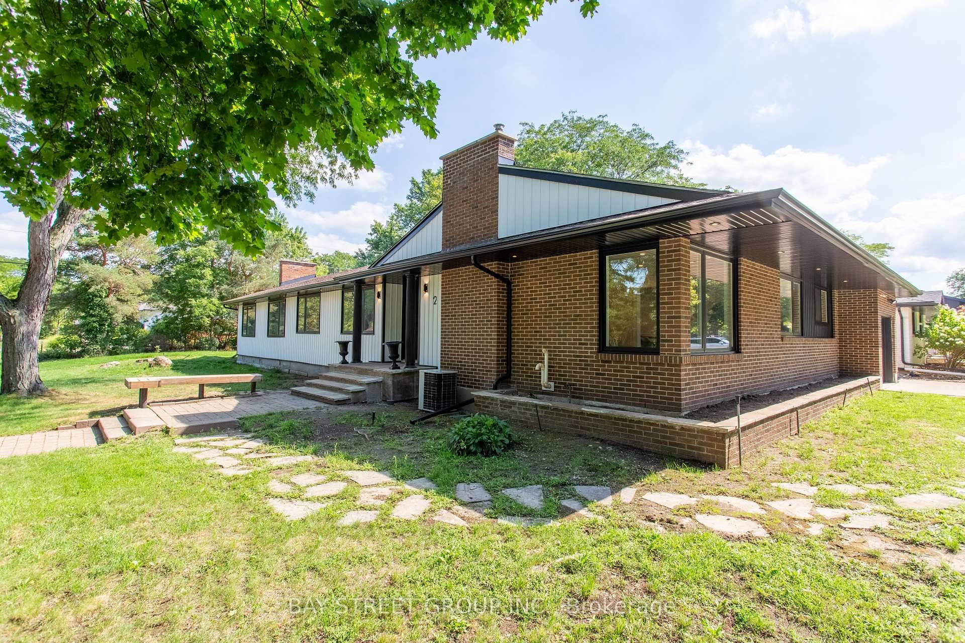 Approx. 2, 400 sq ft bungalow in the desirable Glenridge area with an additional 1, 300 sq ft of finished lower level space perfect for large or multi generational families.