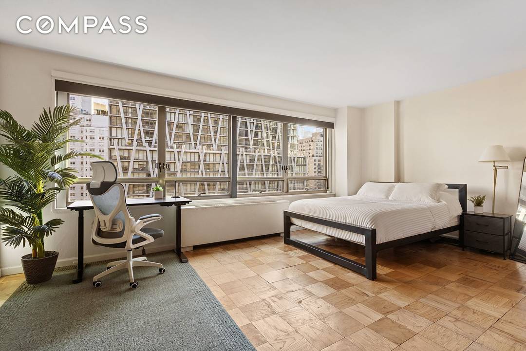 Welcome to Residence 12C at 170 West End Avenue, a bright, spacious, and thoughtfully designed alcove studio located within the Upper West Side s coveted Lincoln Towers community.