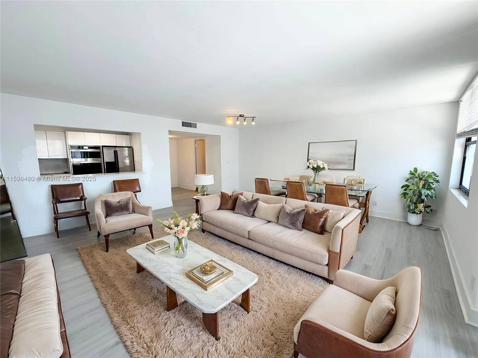 New floor. This fantastic condo in the heart of Aventura at the prestigious Williams Island offers breathtaking water and skyline views.