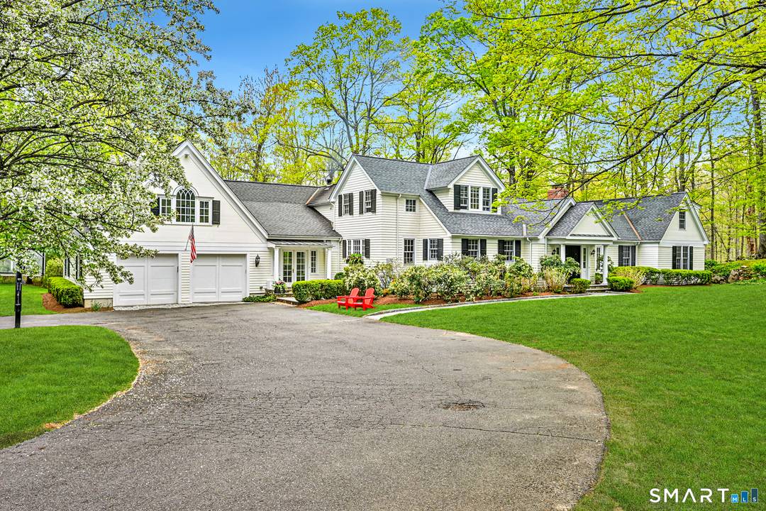 Nestled at the end of a private lane off sought after Smith Ridge Road, this enchanting 1924 Cape exudes timeless elegance and undeniable charm.