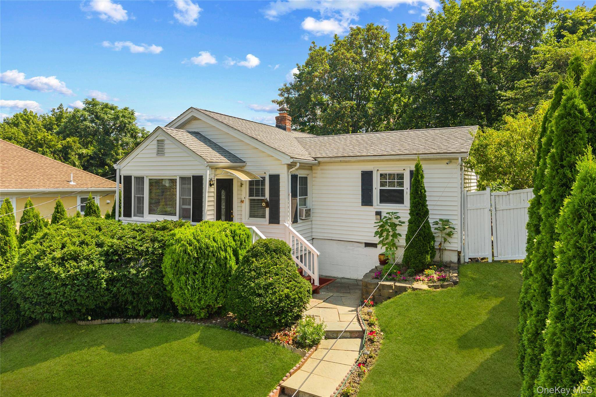 This beautifully maintained amp ; newly renovated 3 bedroom l 2 bathroom home blends cozy charm, and stunning natural beauty.