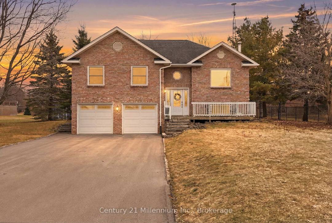 Enjoy peaceful country living and unforgettable stargazing under crystal clear skies in this 3 bedroom, 2 bath home offering approximately 2, 025 sq.