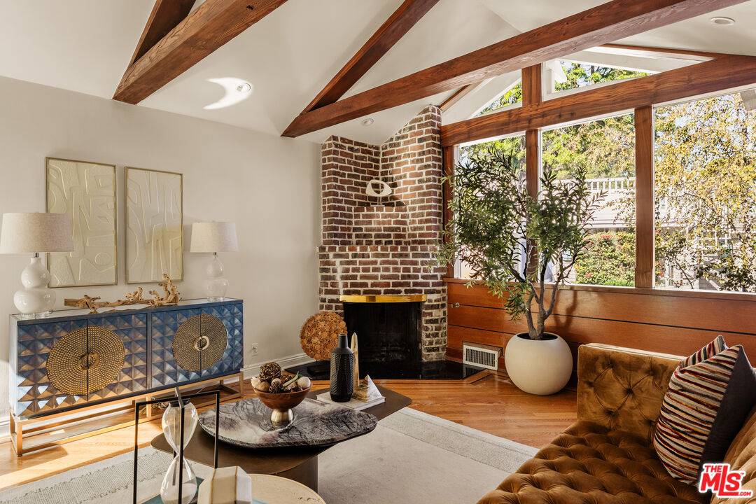 8957   Appian Way 3BR Hollywood Hills East La