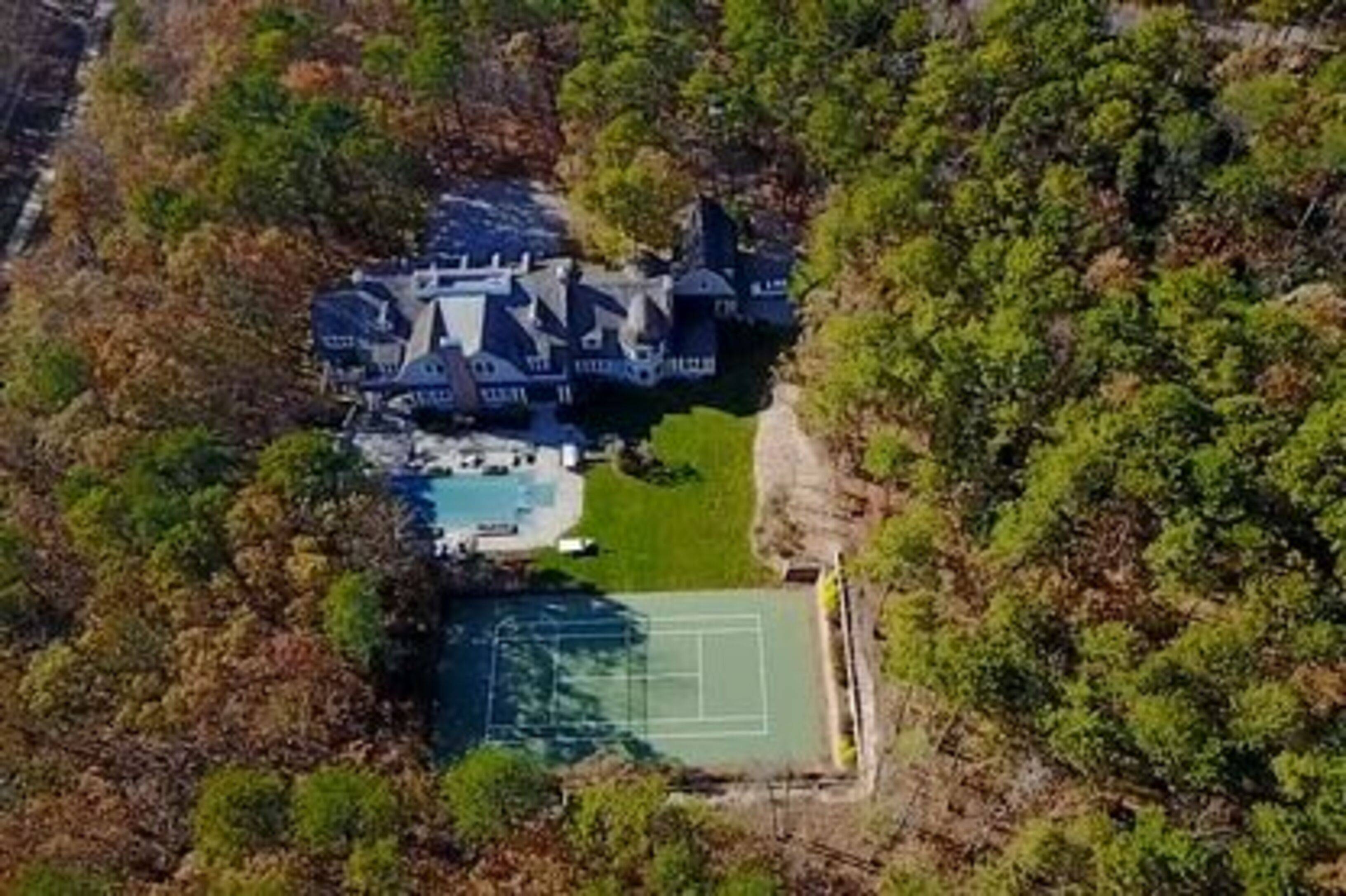 Spectacular Water Mill Retreat