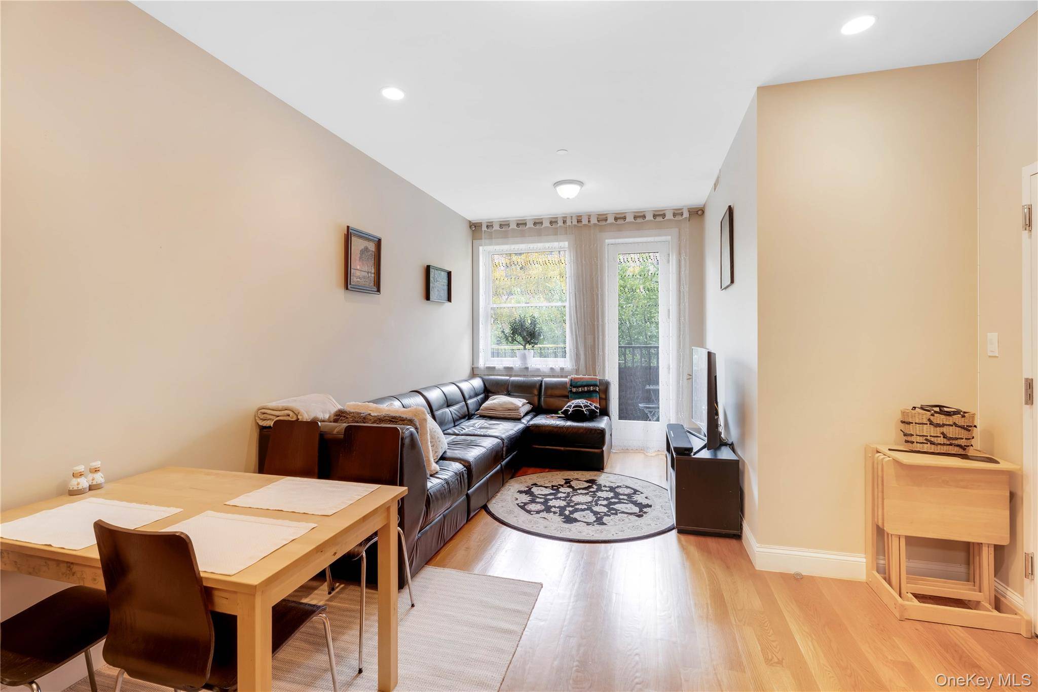 Located in the heart of fabulous Midwood near Kings Highway, this bright and quiet 2 bedroom, 2 bathroom apartment offers the perfect combination of space, style, and convenience.