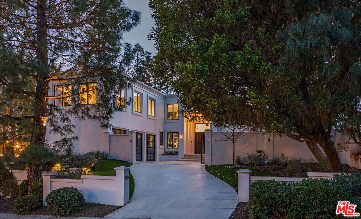 12000   Crest Ct 5BR Beverly Hills Post Office | B.H.P.O. La