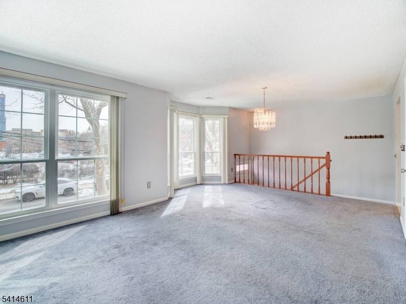 Welcome to 77 Howard St located in the desirable Society Hill section of Newark.