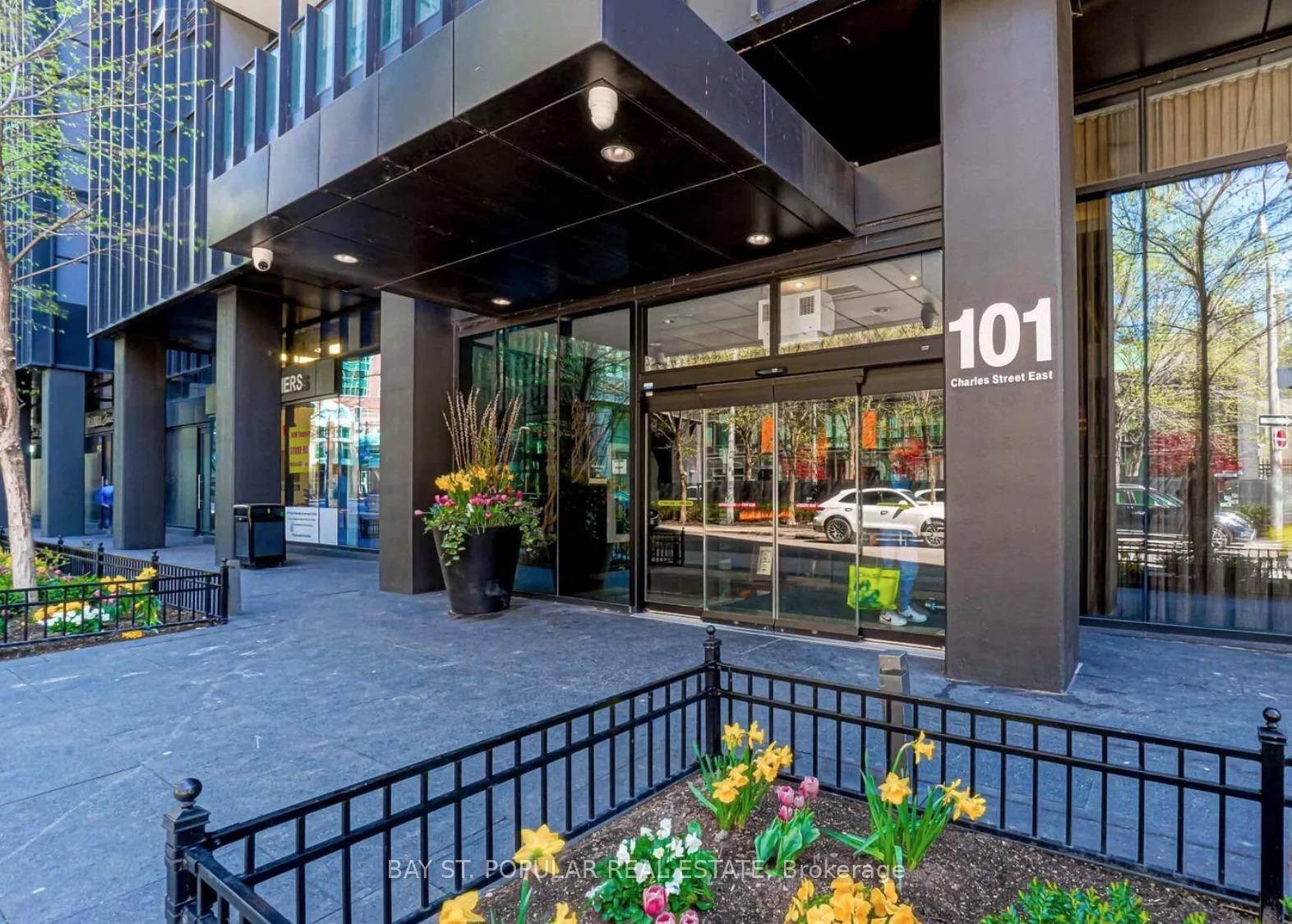Luxury condo perfectly situated in the vibrant Yonge amp ; Bloor area.