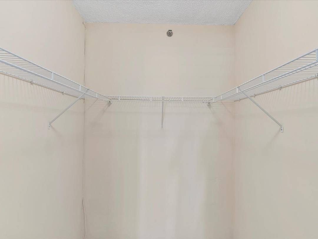 Very Cozy 2 bedroom 2 bathroom unit with huge lanai type patio with incredible intracoastal water and bay views.