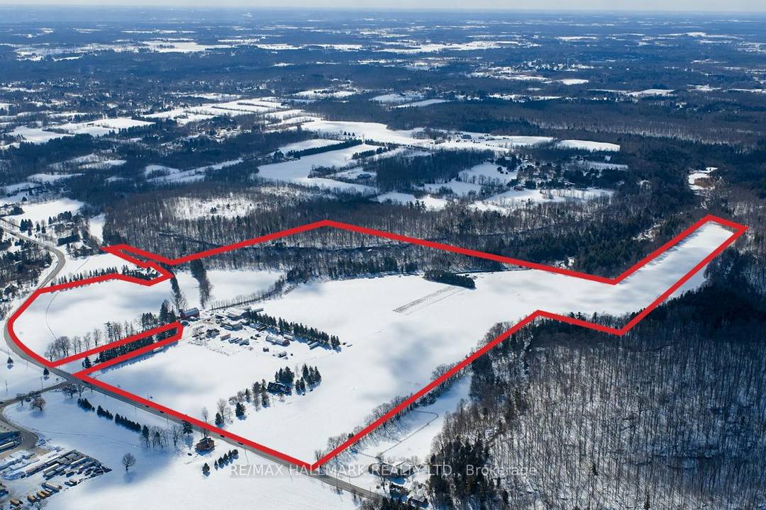 A unique investment and user opportunity, spanning 138 acres within the Niagara Escarpment.