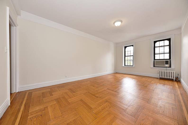 DO not miss this one on the Upper East Side, a Sponsor unit in a well run Coop, which means an easy application.
