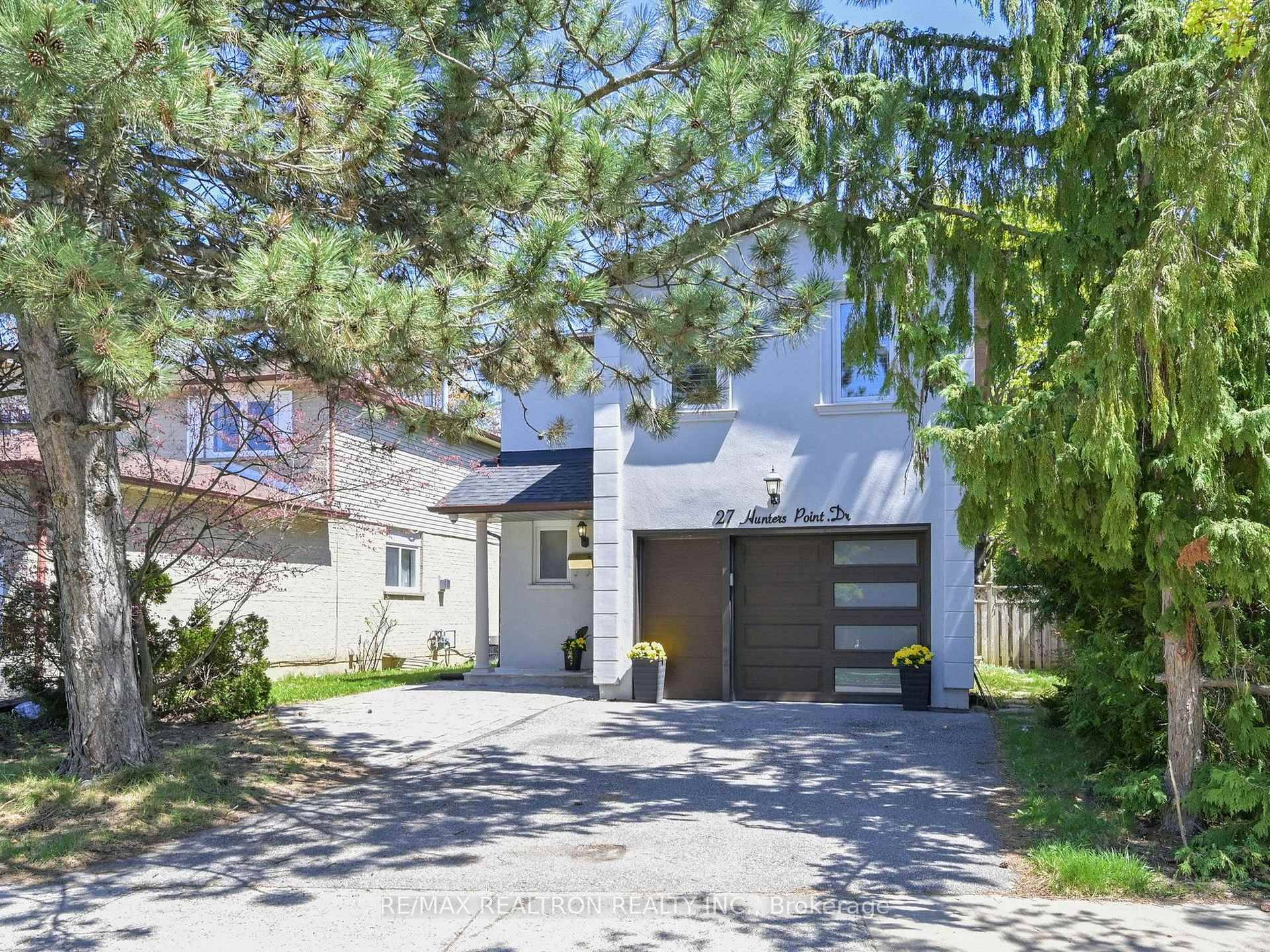 Located in the prestigious South Richvale community, this beautifully updated 4 1 bedroom home blends elegance and functionality.