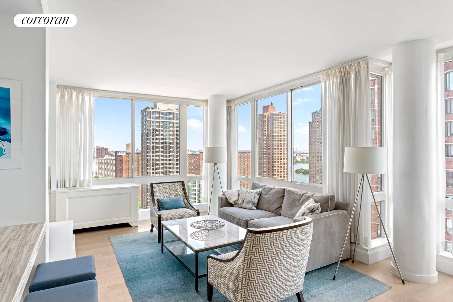 Perched on the 22nd floor, residence 22C is a stunning 2 bedroom, 2 bathroom home offering bright northeastern exposure with tranquil water and city views.