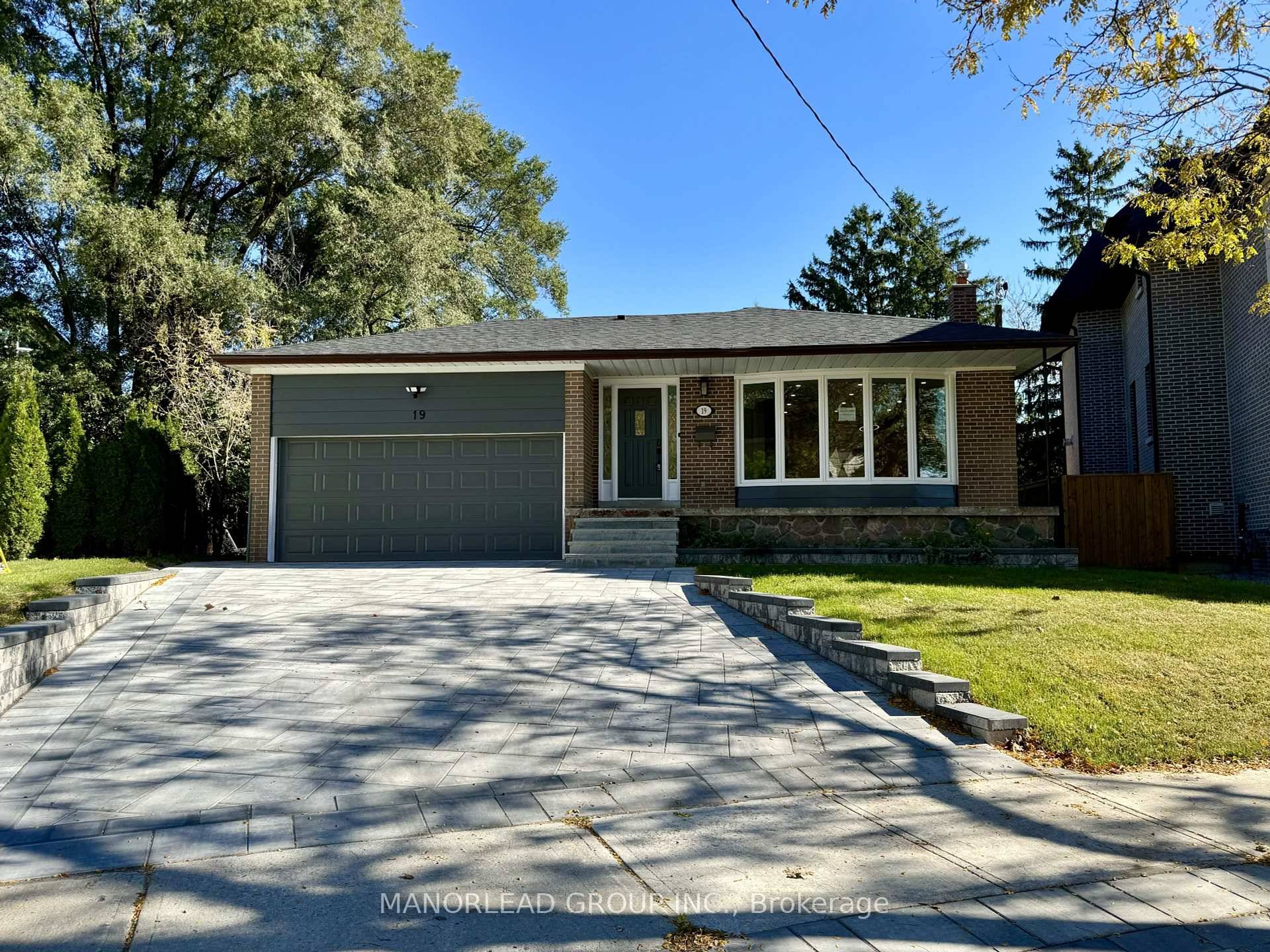 Beautiful Newly Renovated 3 Bed 3 Bath Main Floor Unit Ready For Its First Ever Inhabitants !