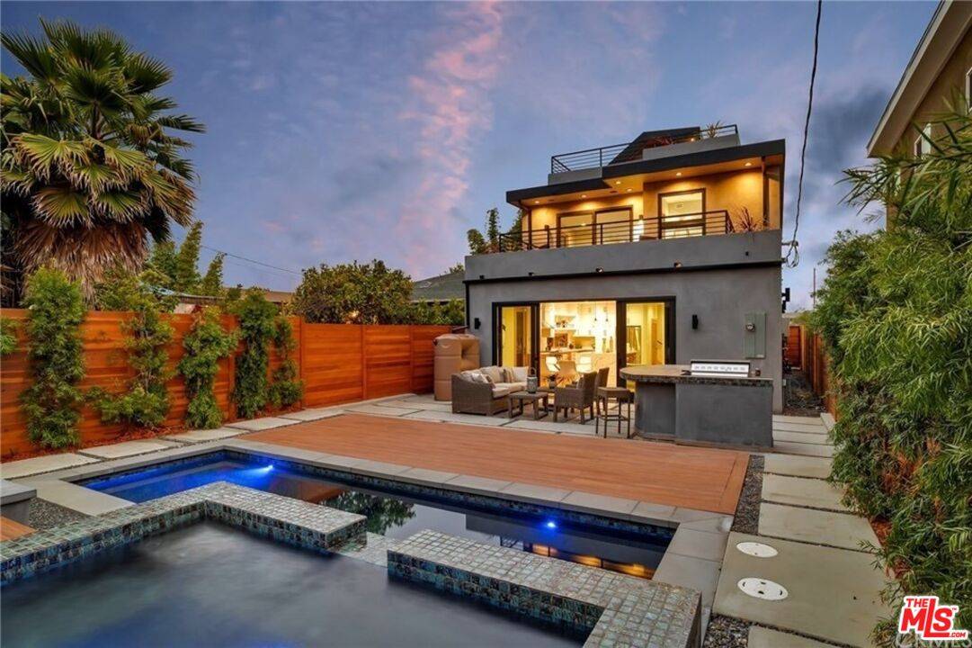 12455 Wagner St 4BR Marina Del Rey La