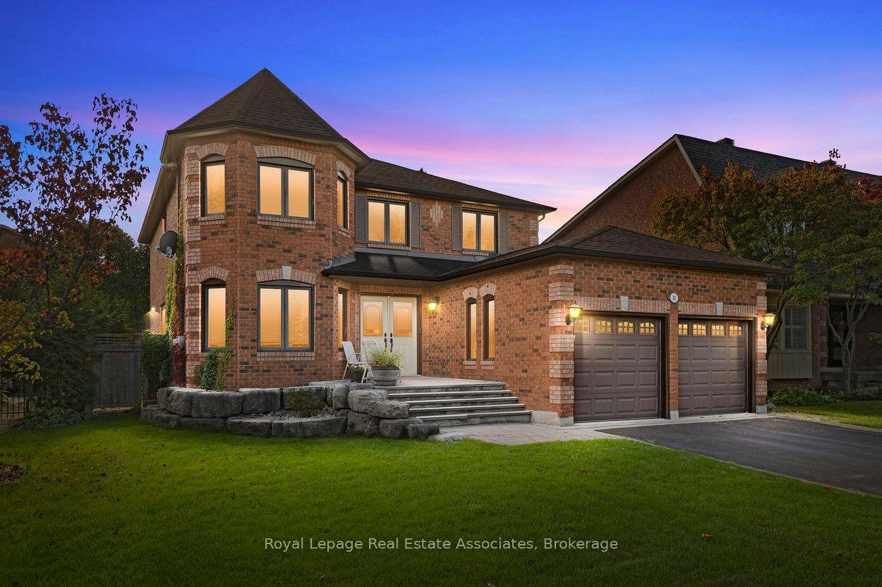 Welcome to this beautifully maintained 4 1 bedroom 2 storey home, offering approximately 2, 400 sq ft plus a fully finished basement.