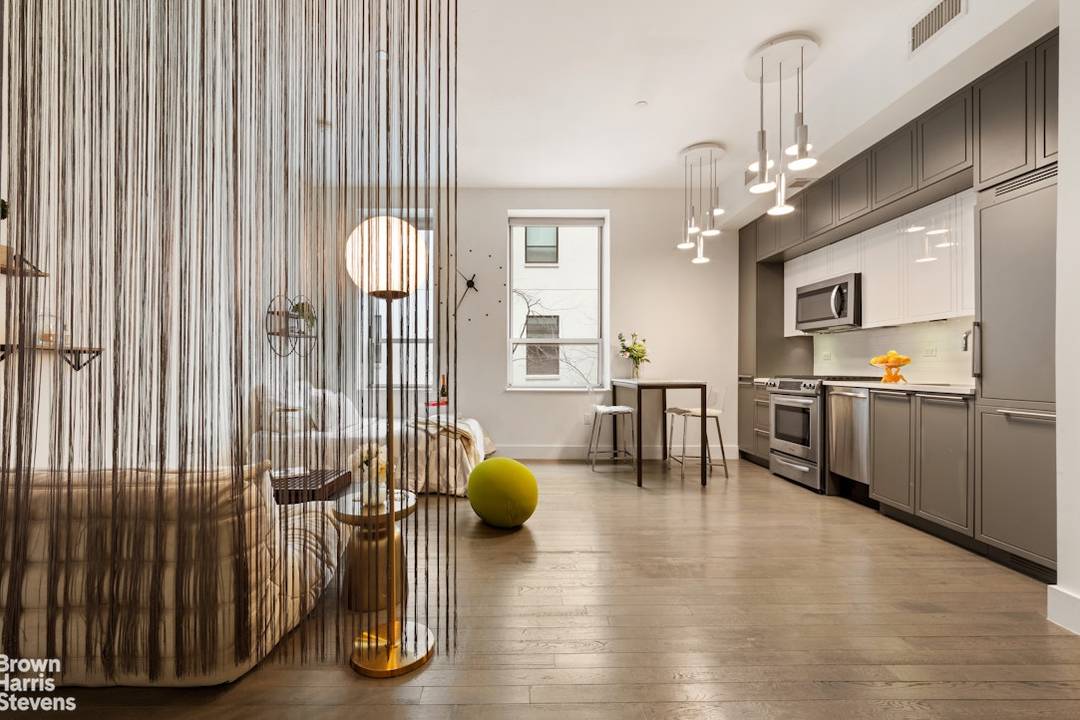 Residence 207 at Nine52 A Serene Midtown Sanctuary Welcome to Residence 207 at Nine52, a thoughtfully designed 532 square foot studio that balances spacious living, abundant natural light, and elevated ...