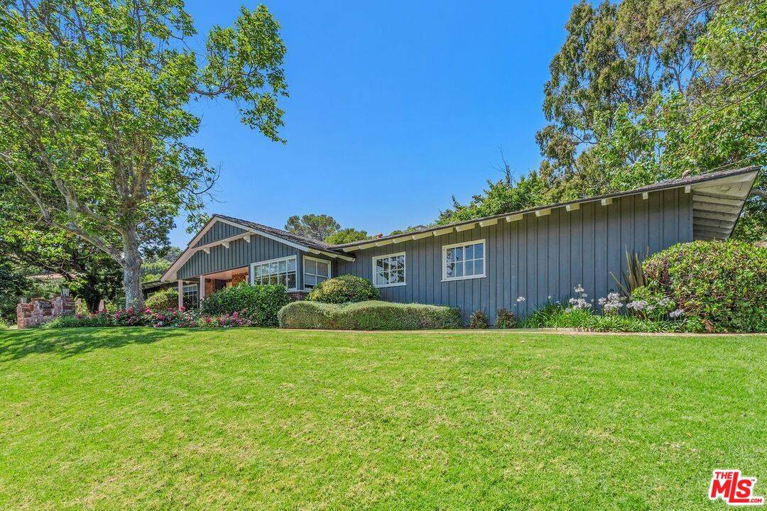 6363   Sycamore Meadows Dr 4BR Malibu La