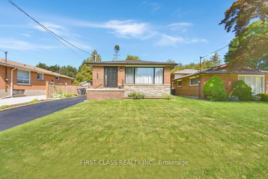 Spotless Sunfilled Spacious Bungalow With A Legal Basement Apartment In Prestigious Guildwood.