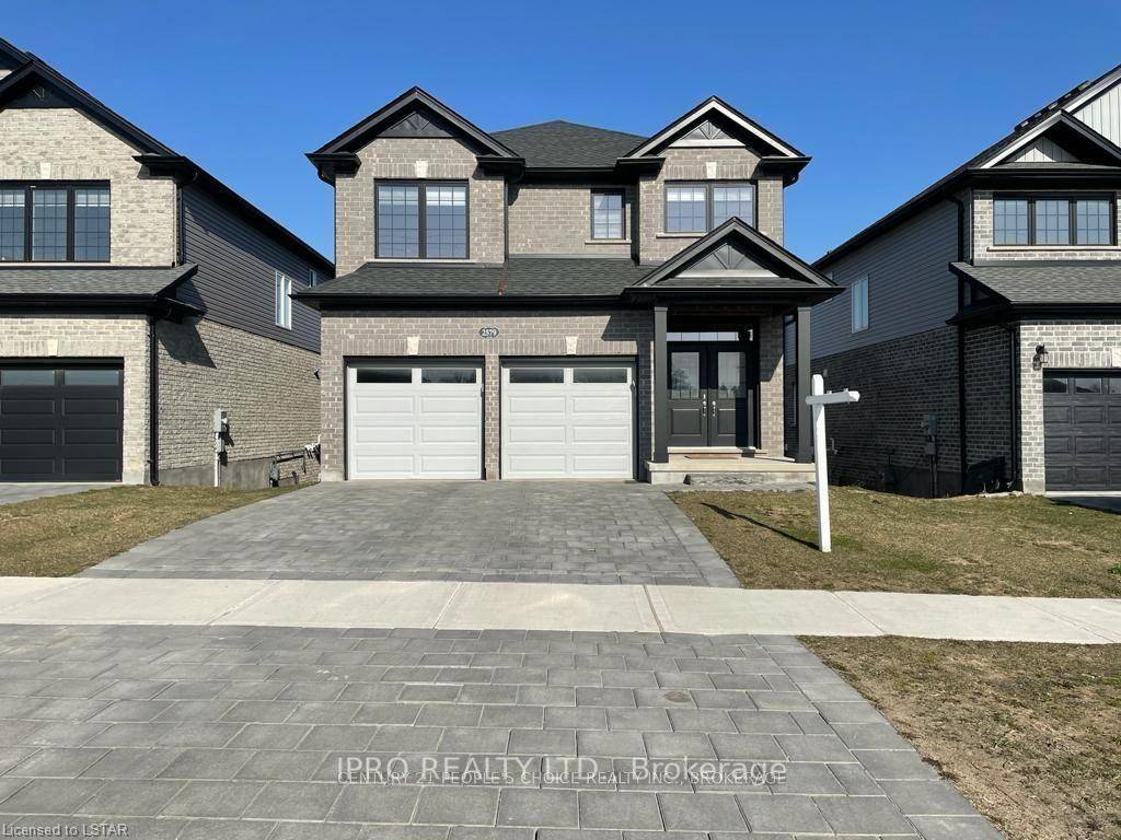 9 Ceilings With Pot Lights, Hardwood Floors amp ; Fireplace, Upgraded Kitchen amp ; Washrooms WithShopping Plazas.