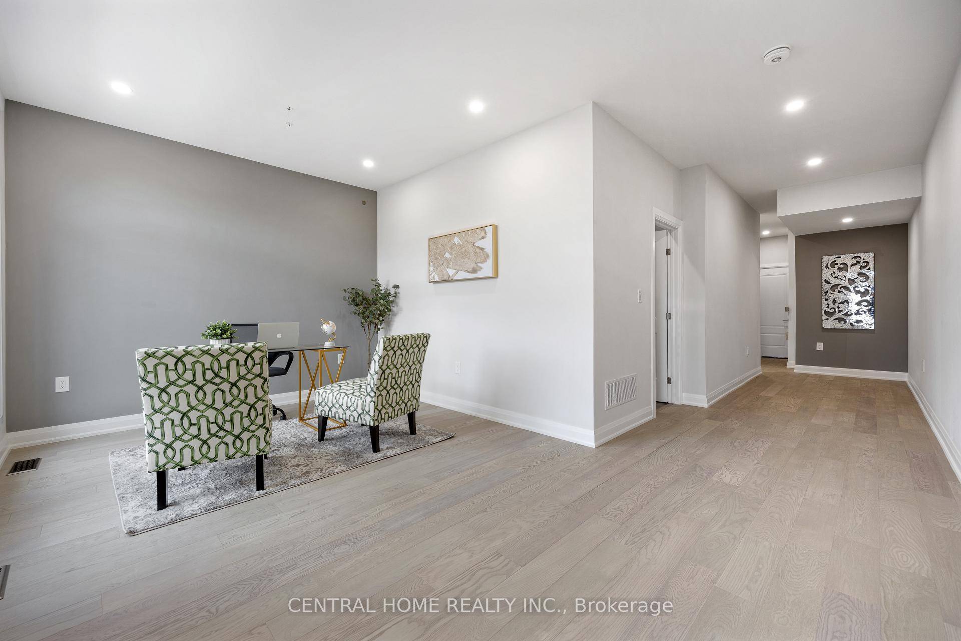 Discover One Of Markhams Most Breathtaking Brand New Luxury Residences Located In The Sought After Community Of Victoria Square.