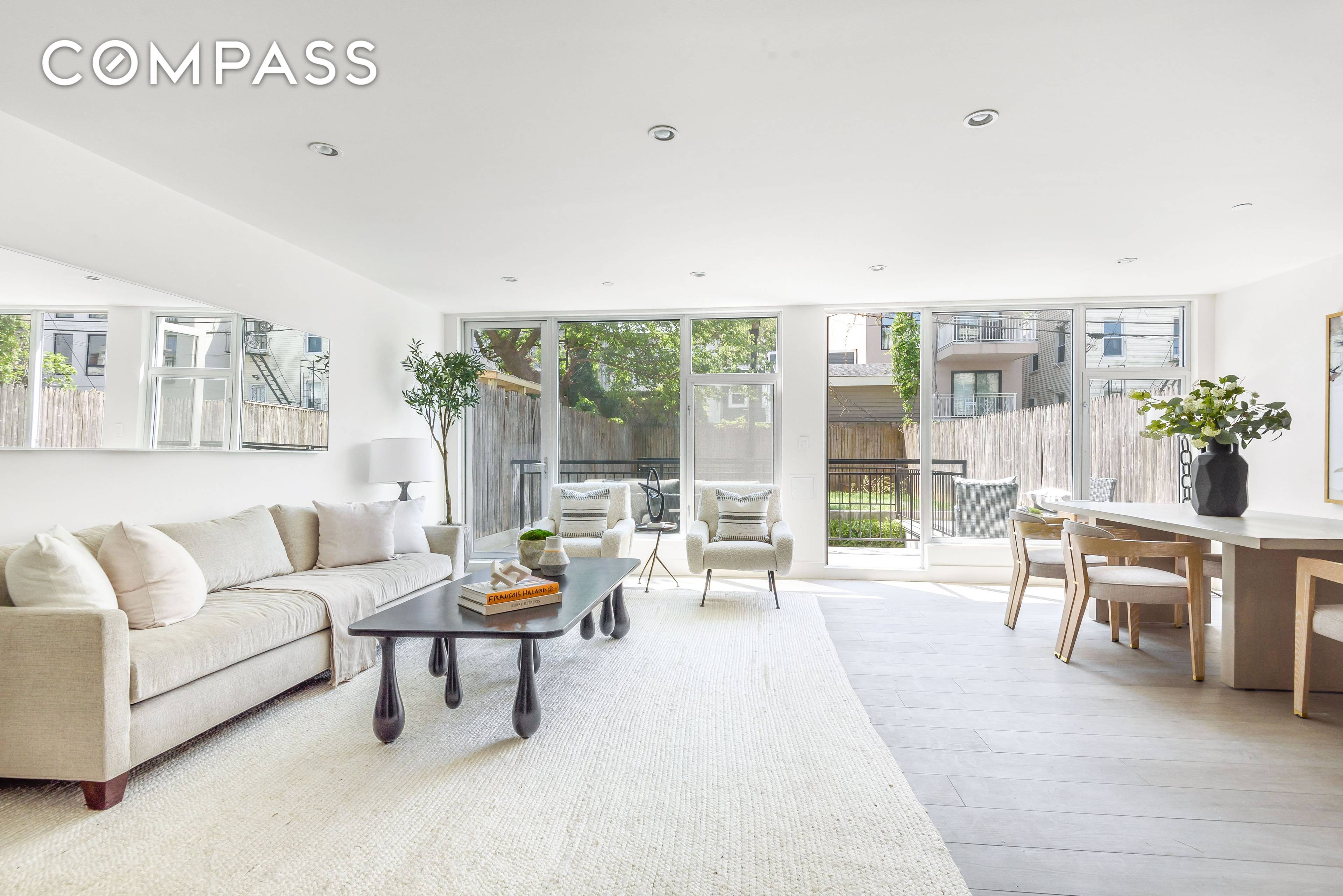 Welcome to 764 Metropolitan, a six story elevator building, offering ten unique residences, perched in the heart of Williamsburg.